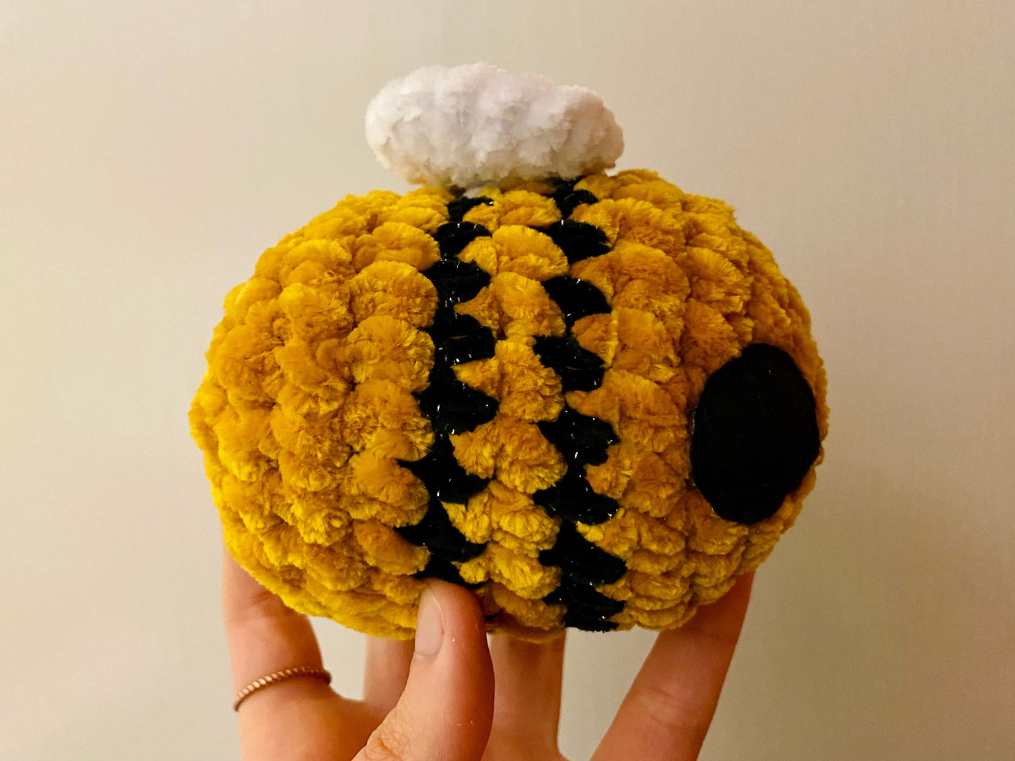 Bee Crochet Amigurumi