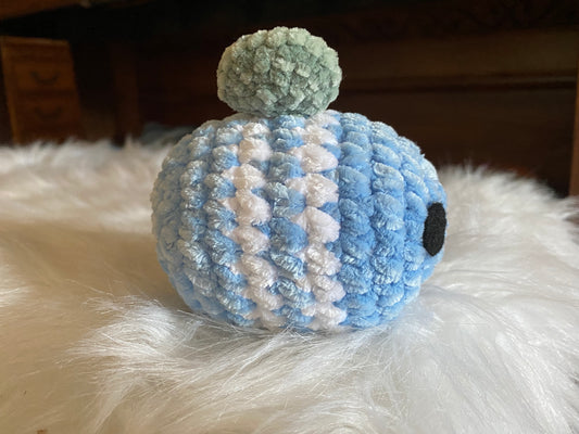 Blueberries and Cream Bee Crochet Amigurumi