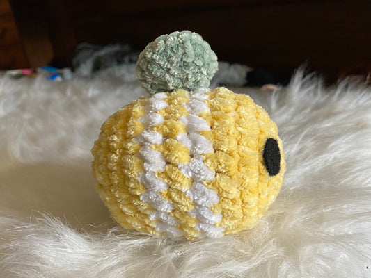 Lemon Meringue Bee Crochet Amigurumi